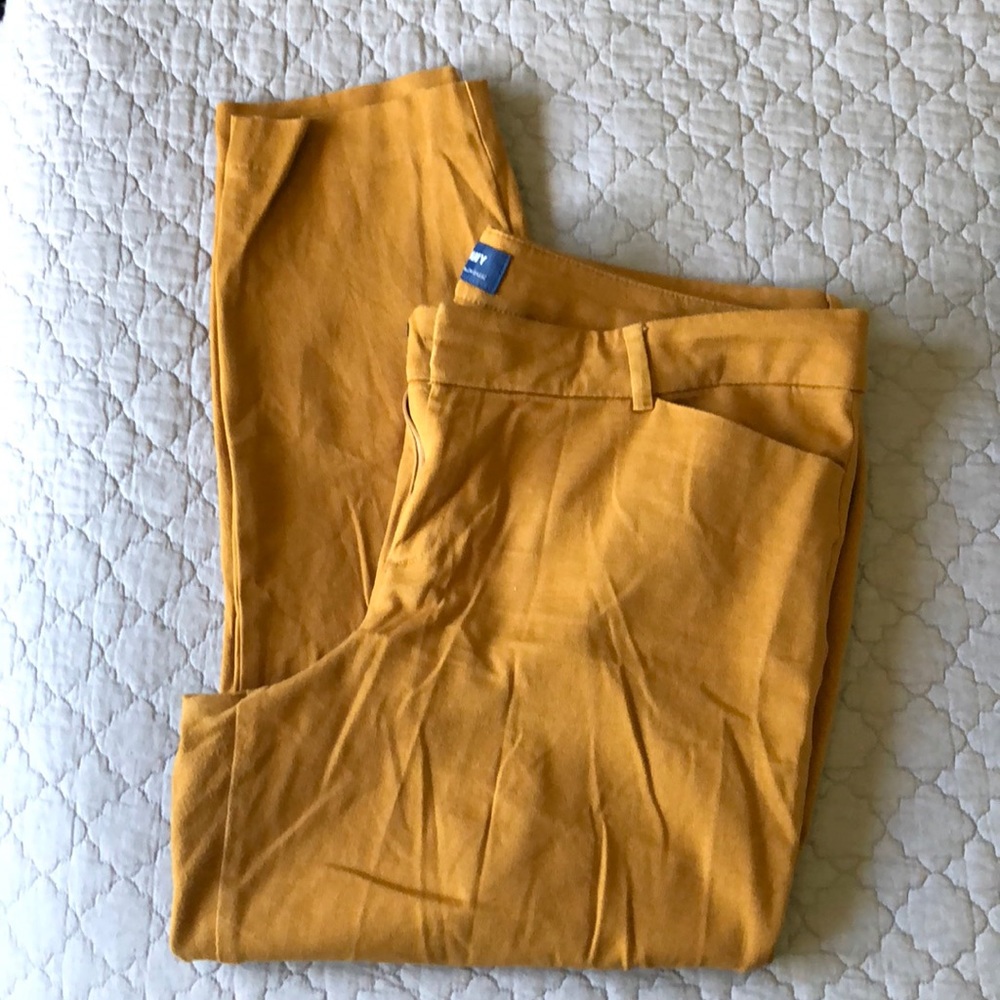 Gold/Dark Mustard Capris